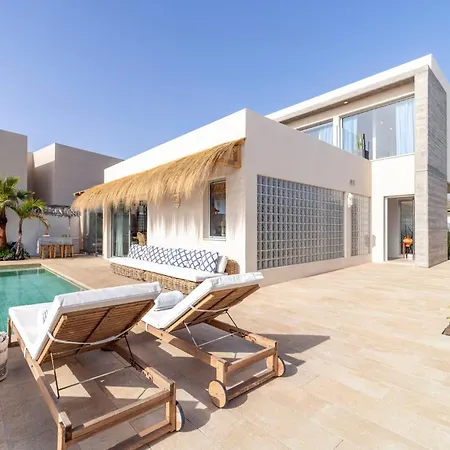 Villa Ixchel House By Sunkeyrents