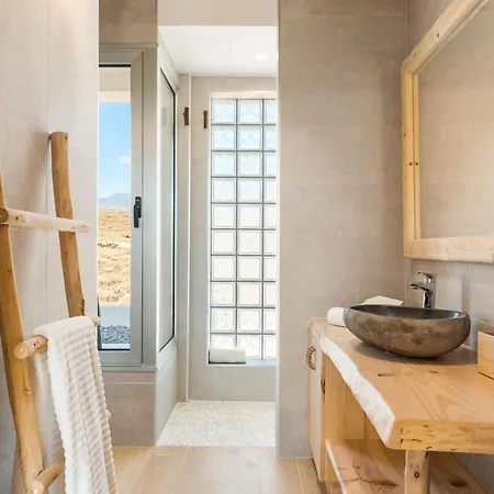 Ixchel House By Sunkeyrents