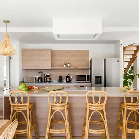 Ixchel House By Sunkeyrents *