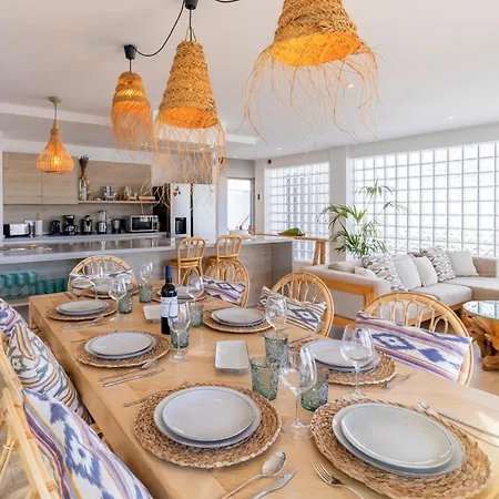 Ixchel House By Sunkeyrents *